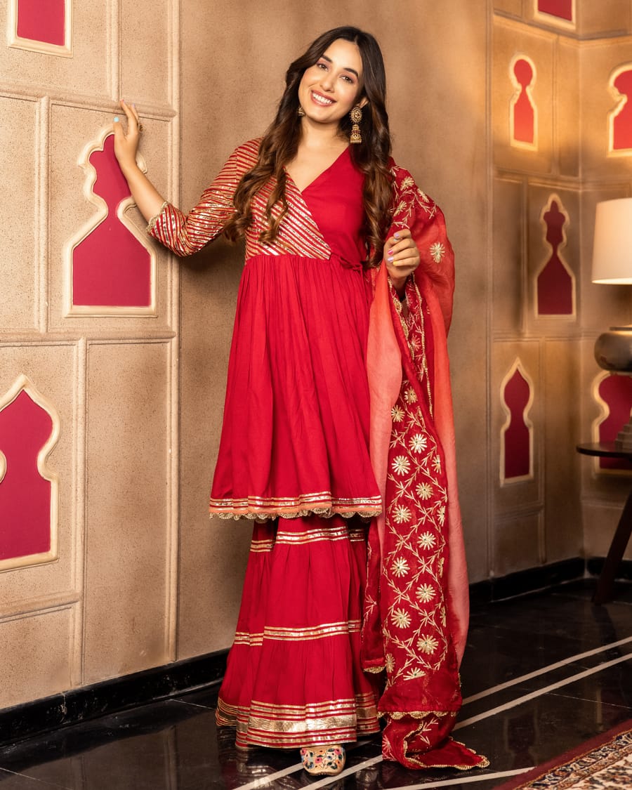 Anya Gotapatti Sharara Set With Gota jaal Dupatta