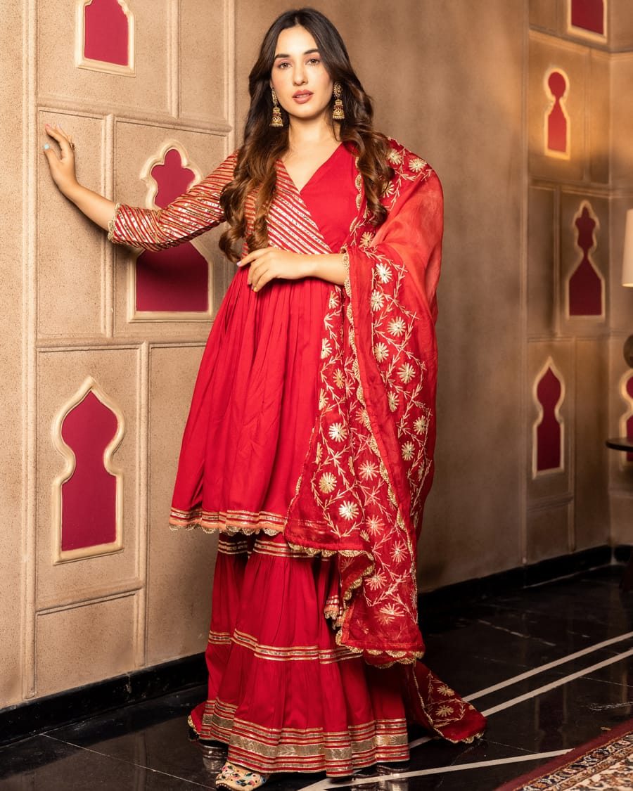 Anya Gotapatti Sharara Set With Gota jaal Dupatta