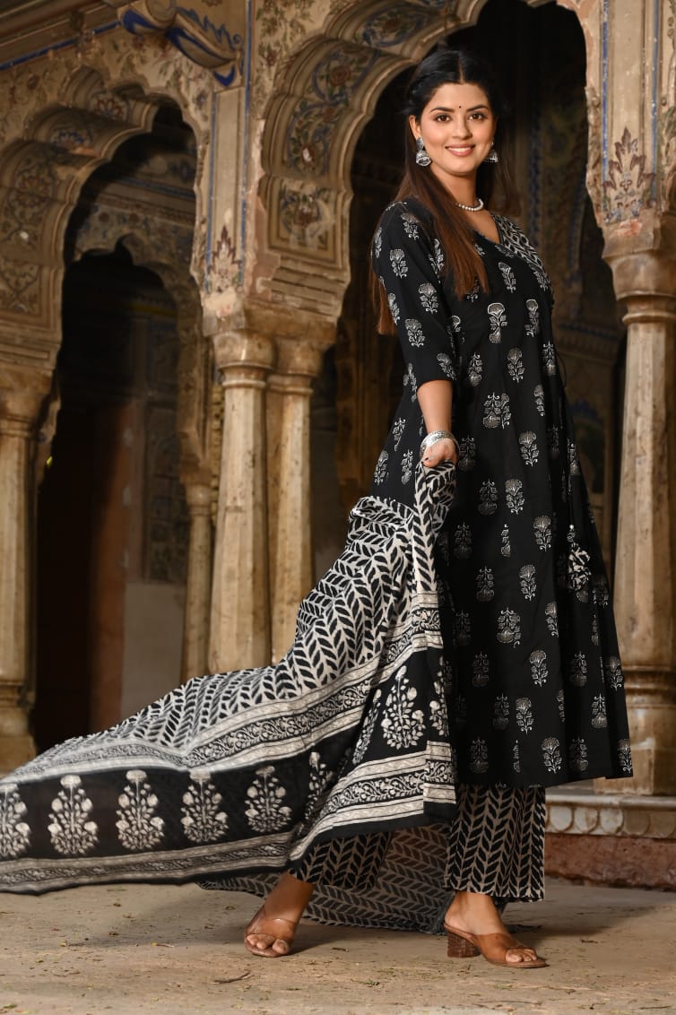 Cotton Anaarkali Kurti Pant And Dupatta