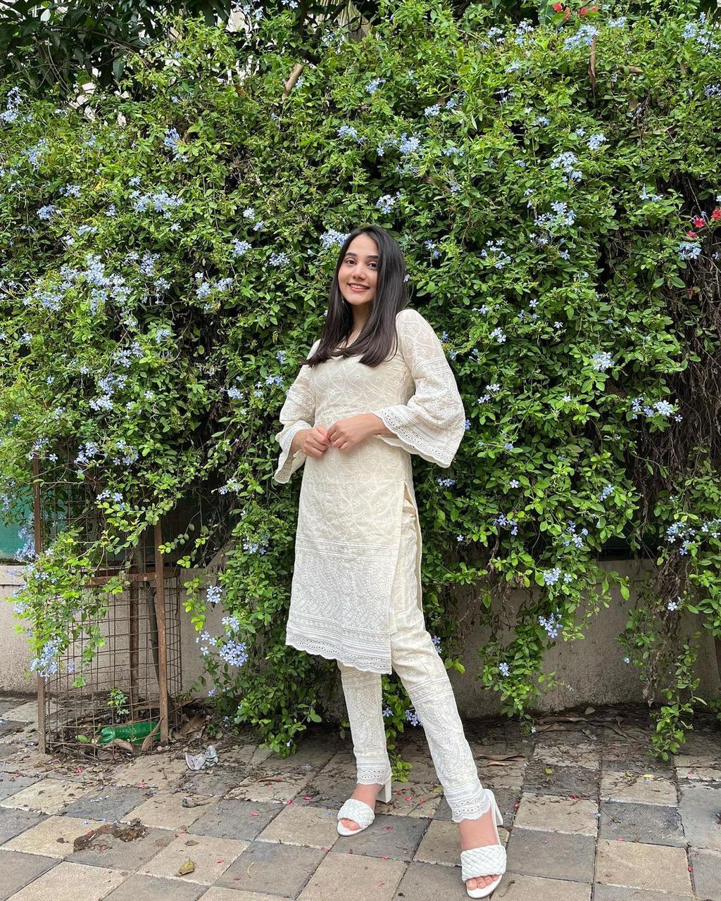 BEAUTIFUL COTTON CHIKANKARI KURTI WITH PANT SET (WITH INNER ATTACHED)