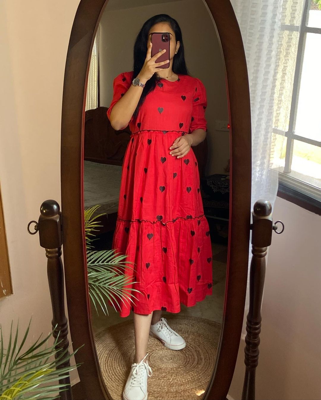 Beautifu Printed Love Red Color Cotton Gown